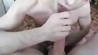 بنت العيكور
