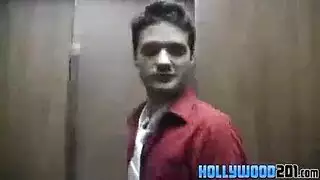 التبول رياضة مائية العلاقة الجنسية