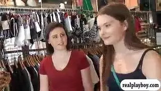 سحاقيه امراه ثدي الكبير حار