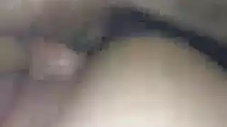 زوجان عراقيان هاويان يصوران إيلاج عميق في الكس