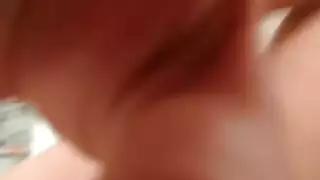 لعبة مزدوجة: هزاز ودسار شرجي في عرض كاميرا ساخن