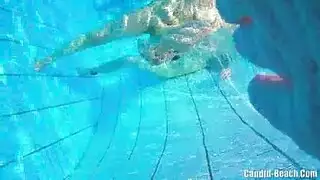 سكس تصوير سري تحت الماء في حمام السباحة