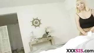 اخت دخلت على اخوها نايم رات ذبة منتصب فلم سكس