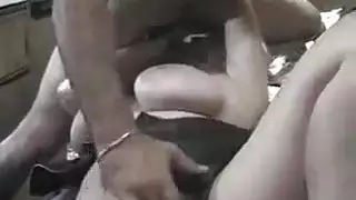 مقاطع صعبة طازجة: مشاهد قصيرة بالقذف داخل الكس