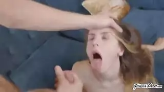 ثلاثي صريح مع رجال ناضجين وامرأة واحدة