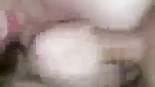  نيك في غرفة المساج: مراهقة تمص ثم تنكح من الدبر
