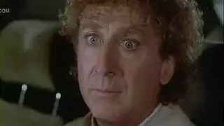 فيلم إباحي في العراء: شقراء تمارس الجنس مع زوج جار مسن